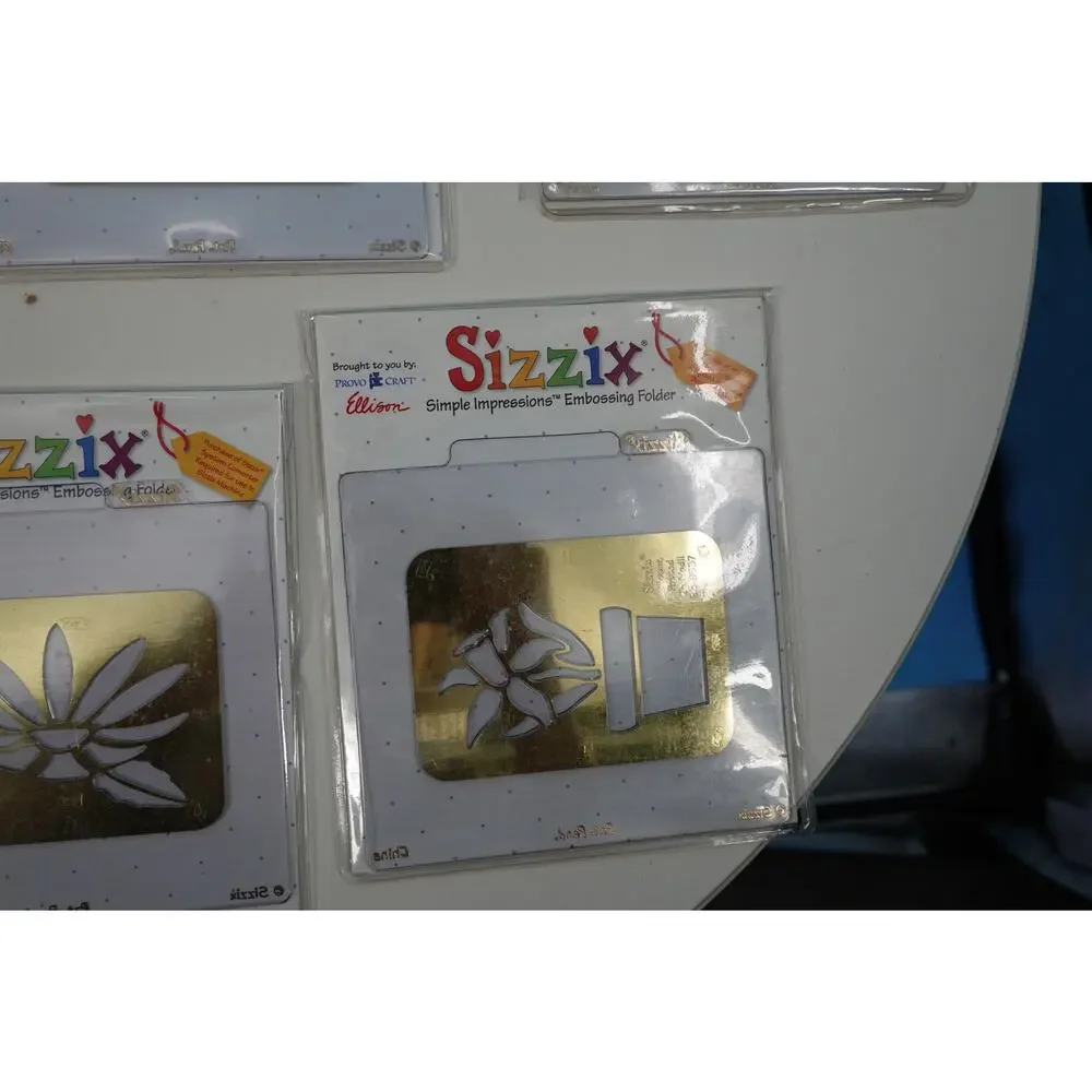 Lot of 11 Sizzix Simple Impressions Embossing Folder